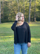 Load image into Gallery viewer, Kassidy Pocket Long Sleeve
