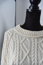 Load image into Gallery viewer, Stars Hollow Cable Knit Sweater
