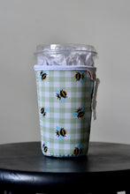 Load image into Gallery viewer, Bee Reusable Coffee Sleeve•Medium
