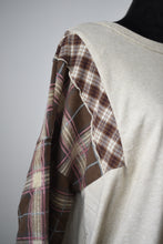 Load image into Gallery viewer, Blair Crewneck
